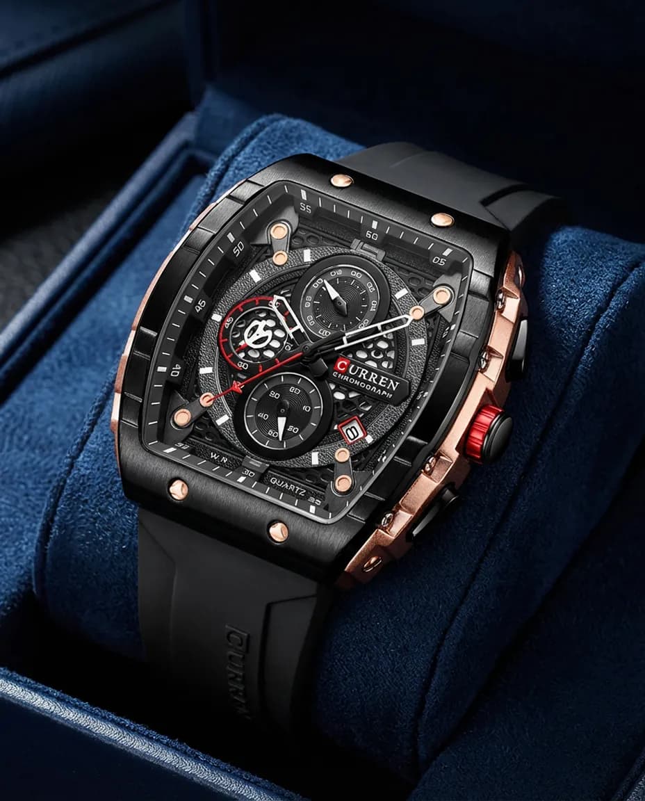 CR TITAN NEGRO